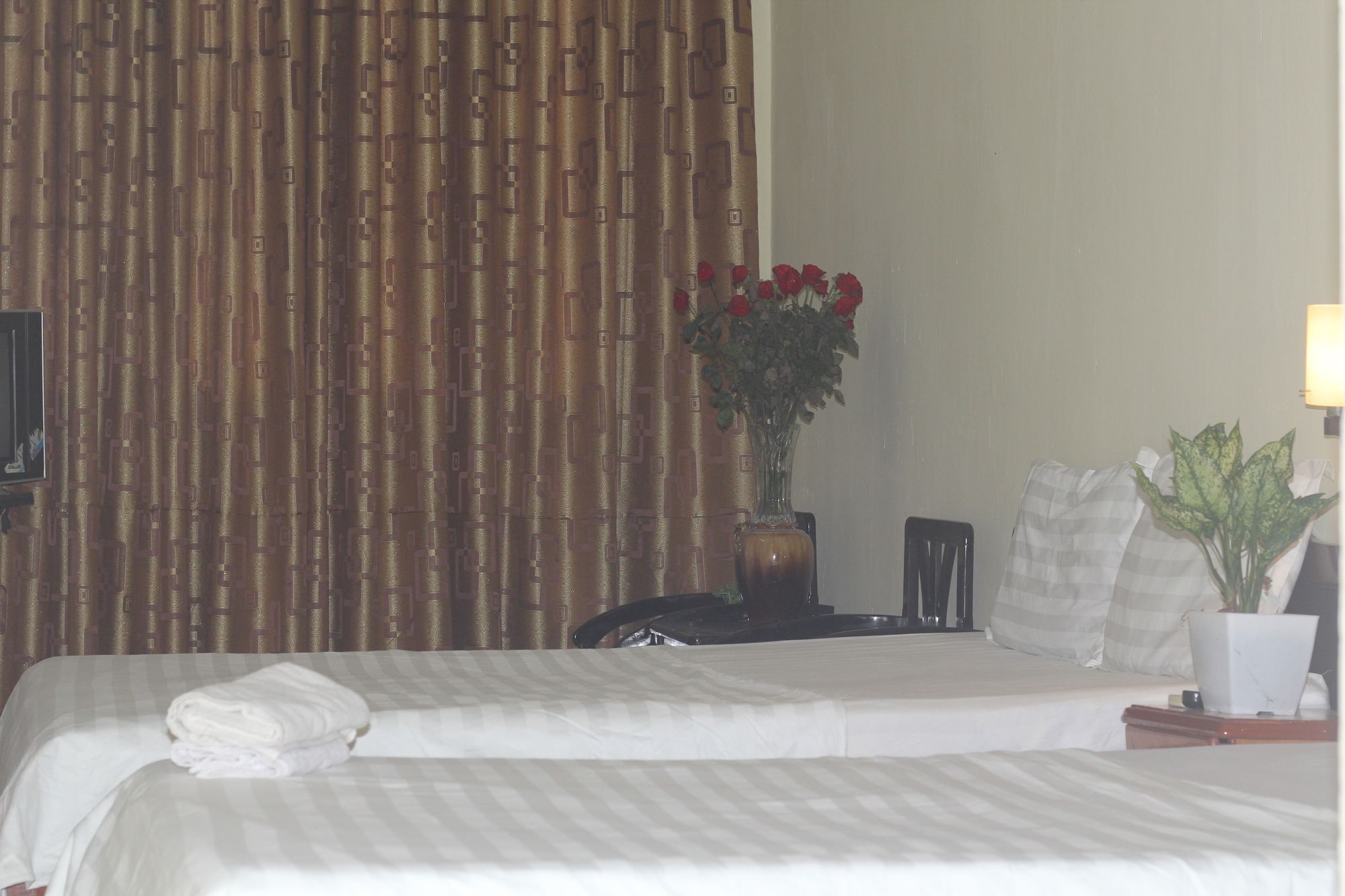 Hanoi Caballos Hotel ภายนอก รูปภาพ